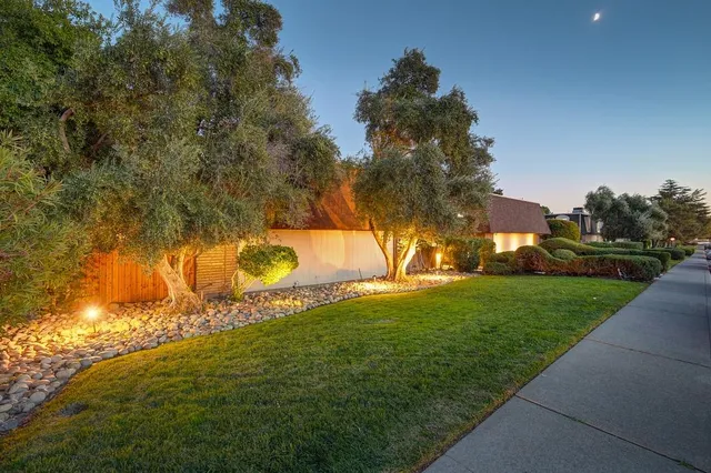 $1,550,000 | 5364 Garfield Avenue, Sacramento, CA 95841