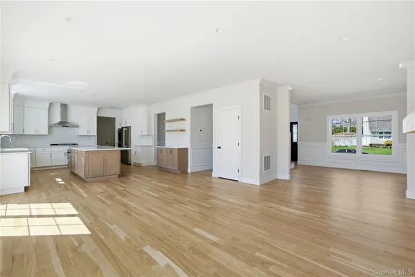 $1,549,000 | 32 Massapequa Avenue, Massapequa Park, NY 11762