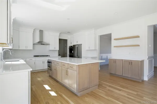 $1,549,000 | 32 Massapequa Avenue, Massapequa Park, NY 11762
