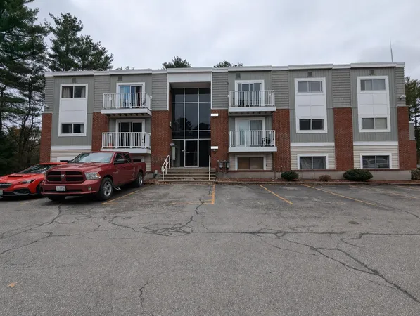 $1,650 | 112 Capitol Hill Drive, Londonderry, NH 03053