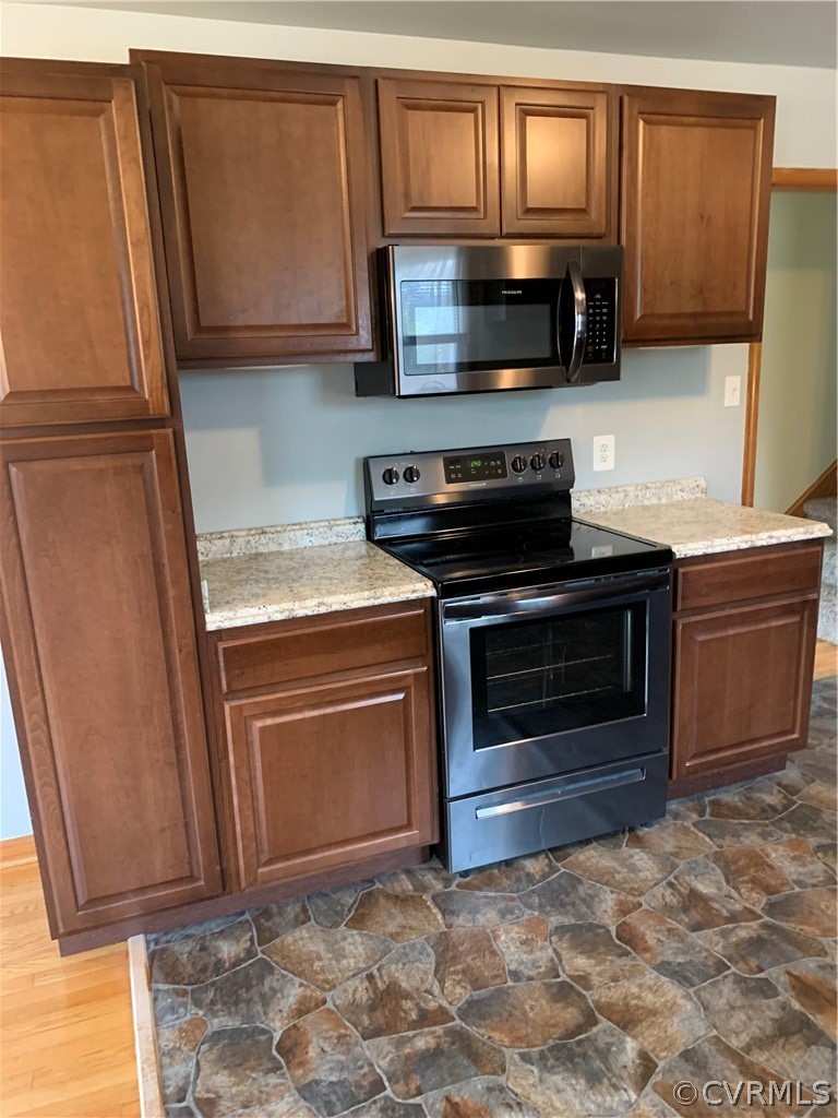 6306 White Oak Road Wilsons, VA 23894 - Photo 15 of 33 Gallery Image 15