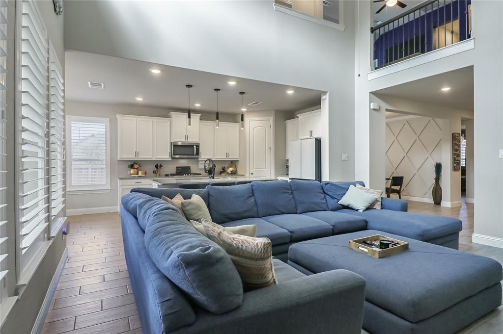 2400 Mill Pl Road Mansfield, TX 76063 - Photo 11 of 32 a living room with furniture and kitchen view