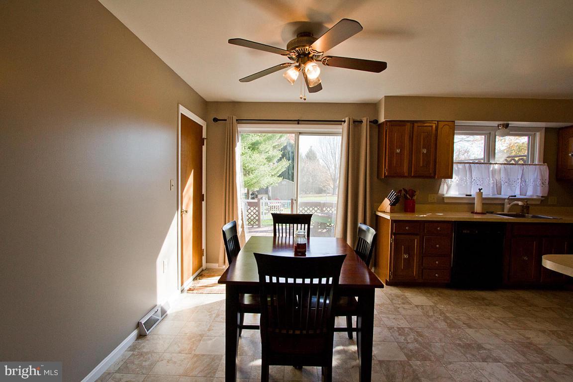 405 Sturbridge Drive Lititz, PA 17543 - Photo 11 of 45 Gallery Image 11