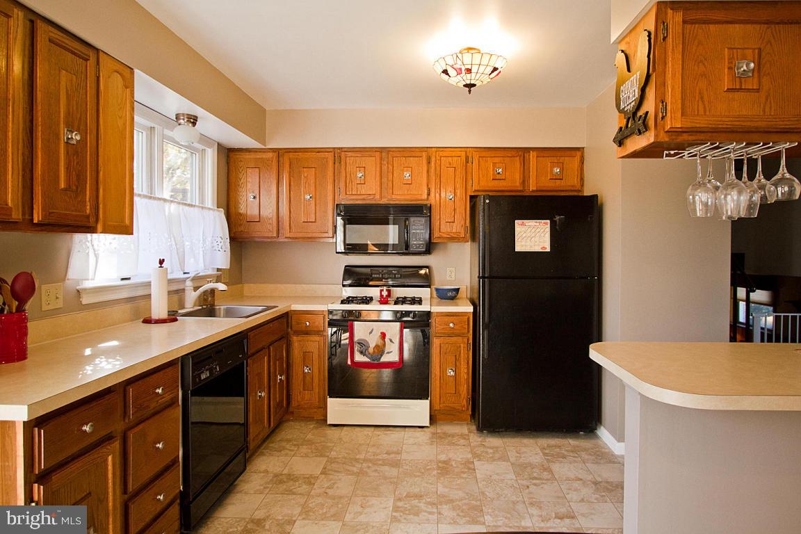 405 Sturbridge Drive Lititz, PA 17543 - Photo 13 of 45 Gallery Image 13