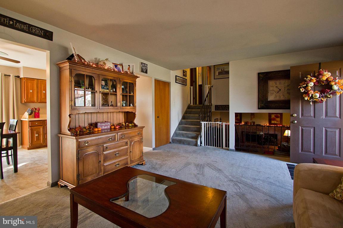 405 Sturbridge Drive Lititz, PA 17543 - Photo 8 of 45 Gallery Image 8