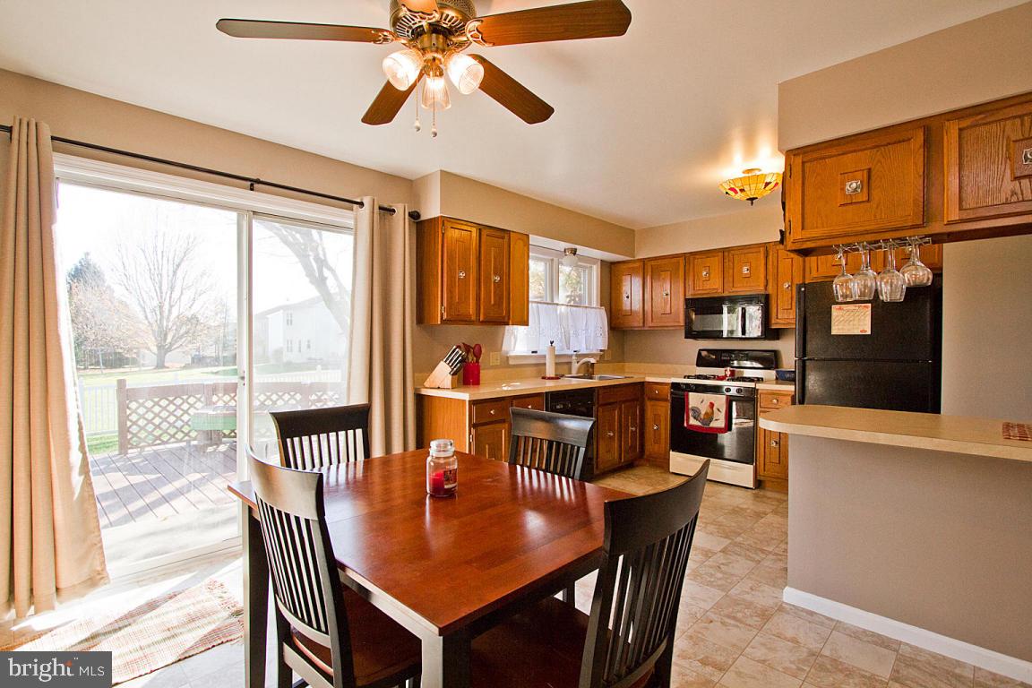 405 Sturbridge Drive Lititz, PA 17543 - Photo 10 of 45 Gallery Image 10