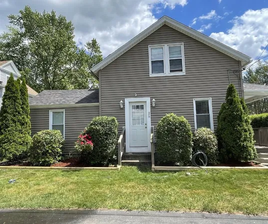 $400,000 | 25 Vermont Street, Johnston, RI 02919