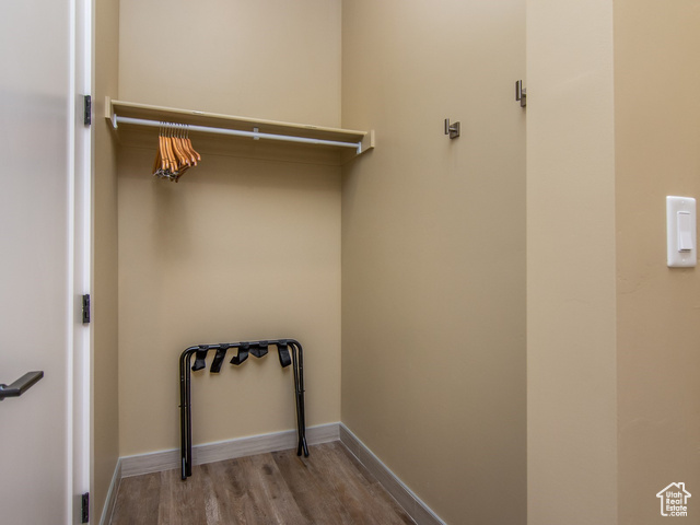 2331 Mesa Road, Unit E3 Moab, UT 84532 - Photo 22 of 71 Spacious closet with wood finished floors