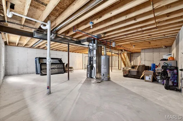 $2,100 | 1129 Stone Henge Court, Pevely, MO 63070