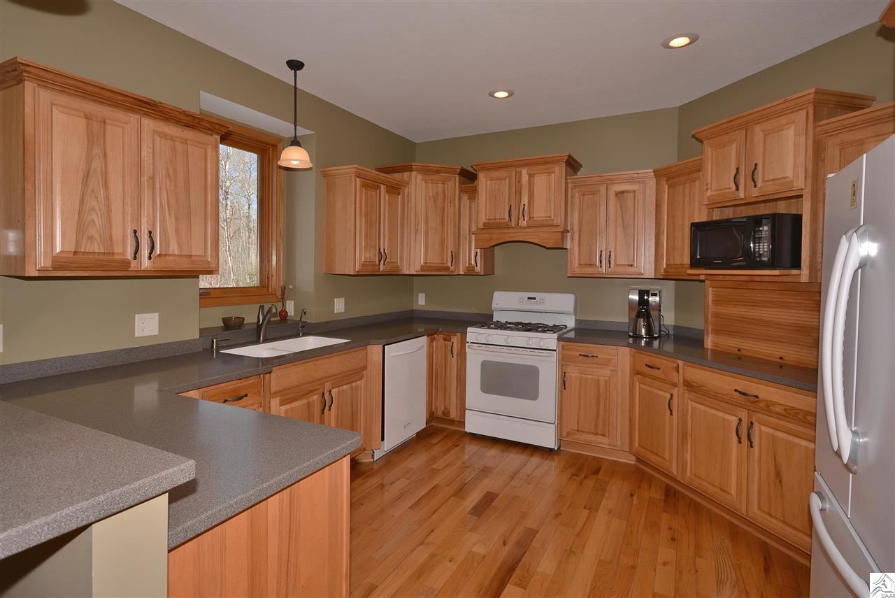 323 Erickson Road Duluth, MN 55810 - Photo 5 of 20 Gallery Image 5
