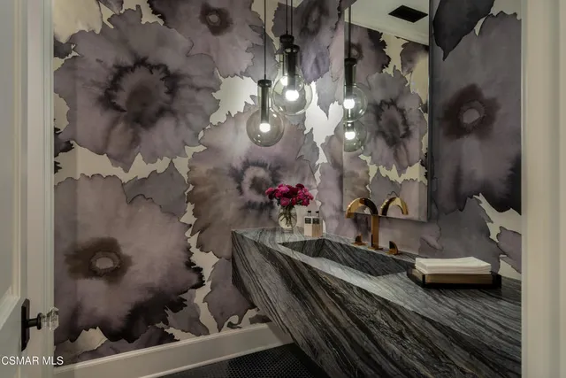 $10,499,000 | 2160 Marshbrook Road, Thousand Oaks, CA 91361