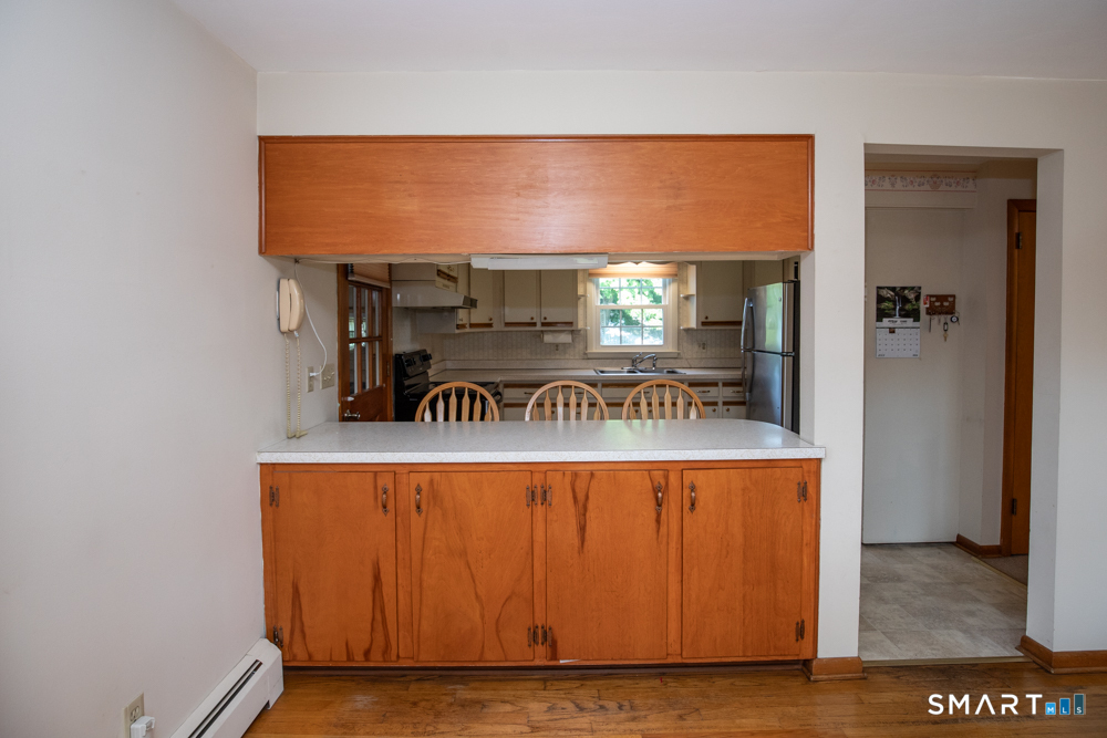 153 Fiesta Heights Meriden, CT 06451 - Photo 7 of 32