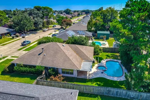 $430,000 | 59 Yellowstone Street, Kenner, LA 70065