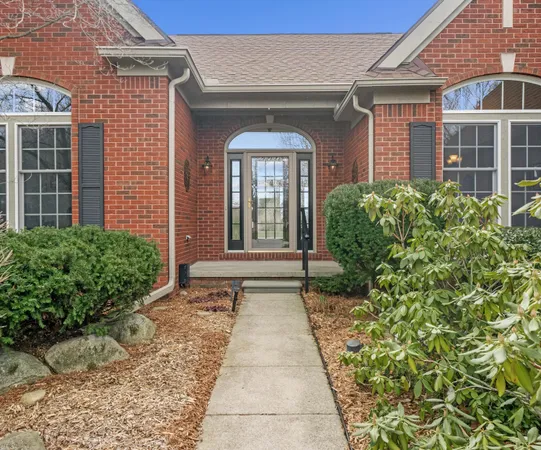 $875,000 | 4981 St Annes Court, Ann Arbor, MI 48103