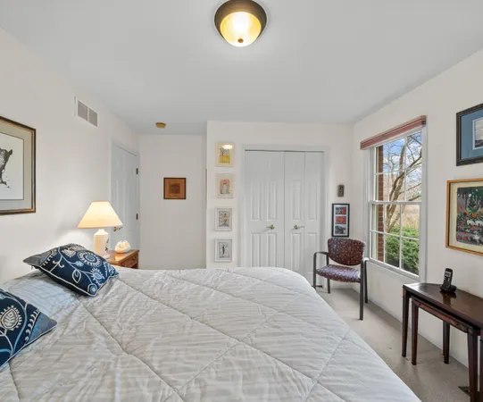 $875,000 | 4981 St Annes Court, Ann Arbor, MI 48103