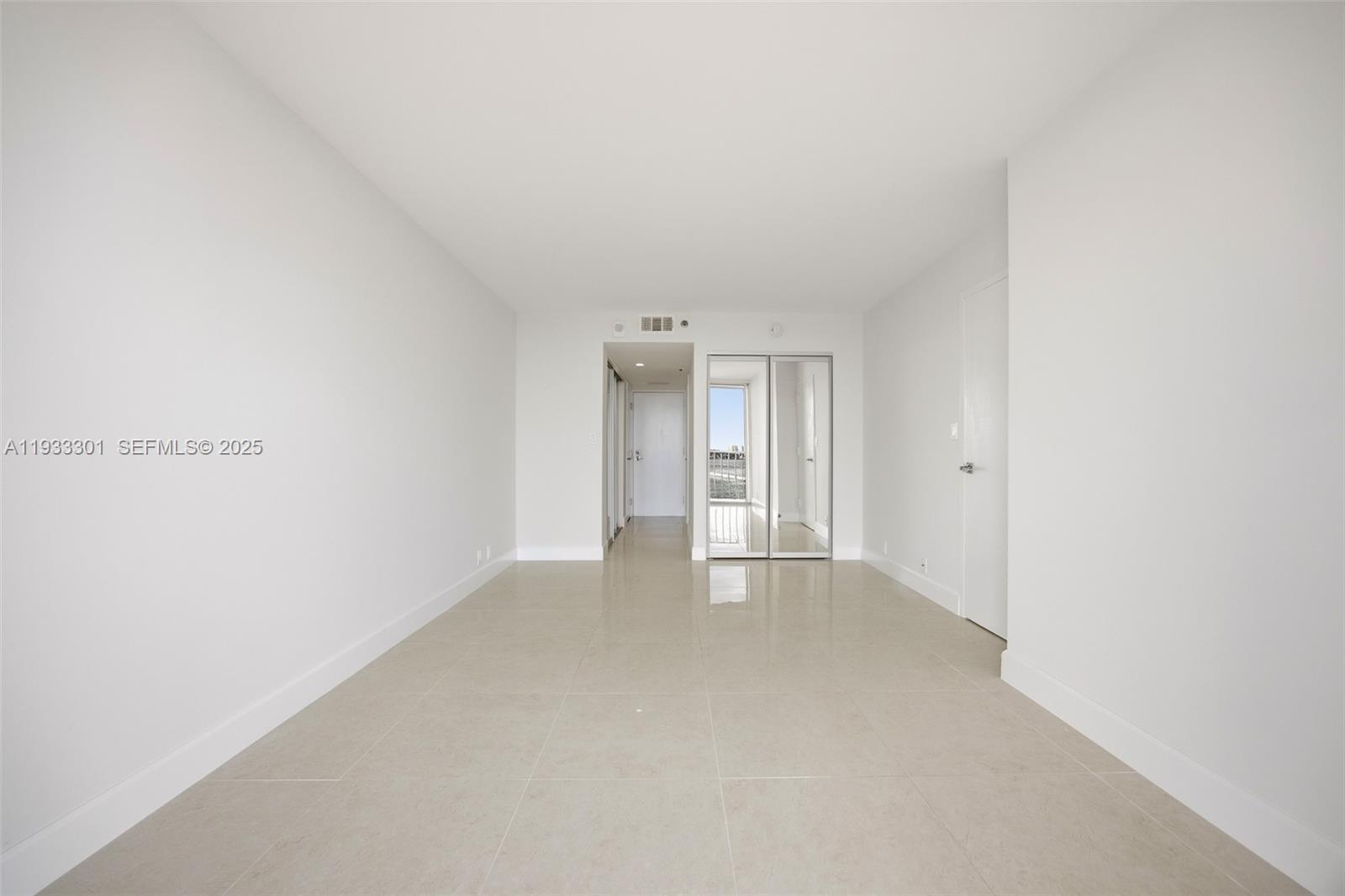 7601 East Treasure Drive, Unit 1119 North Bay Village, FL 33141 - Photo 15 of 36