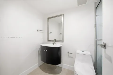 $549,000 | 7601 East Treasure Drive, Unit 1119, North Bay Village, FL 33141