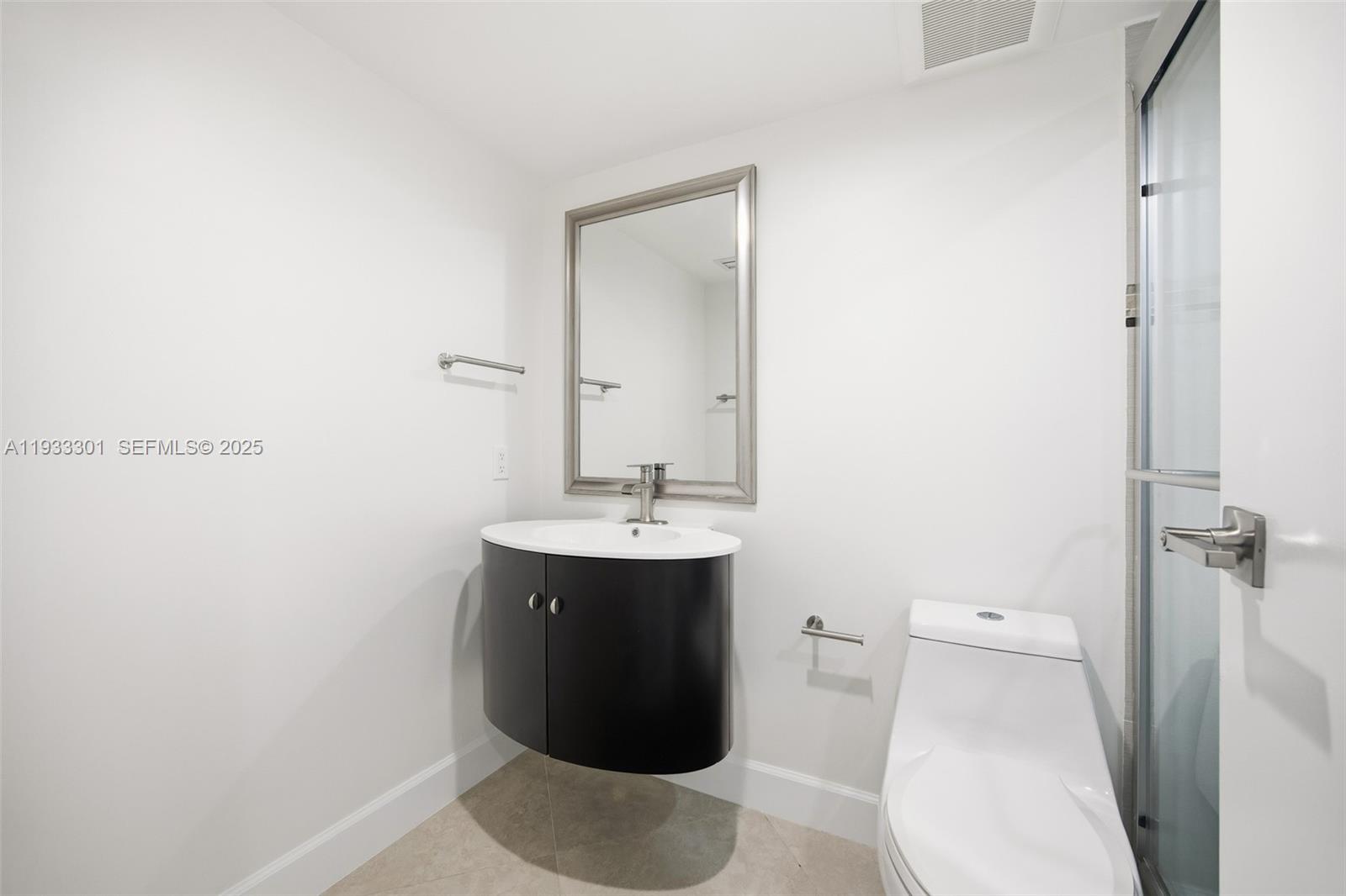 7601 East Treasure Drive, Unit 1119 North Bay Village, FL 33141 - Photo 21 of 36