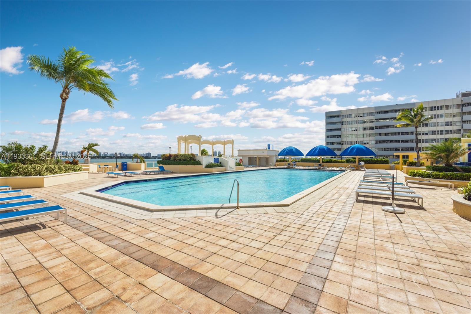 7601 East Treasure Drive, Unit 1119 North Bay Village, FL 33141 - Photo 26 of 36