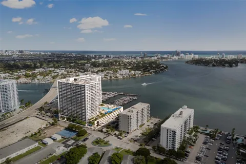 $549,000 | 7601 East Treasure Drive, Unit 1119, North Bay Village, FL 33141