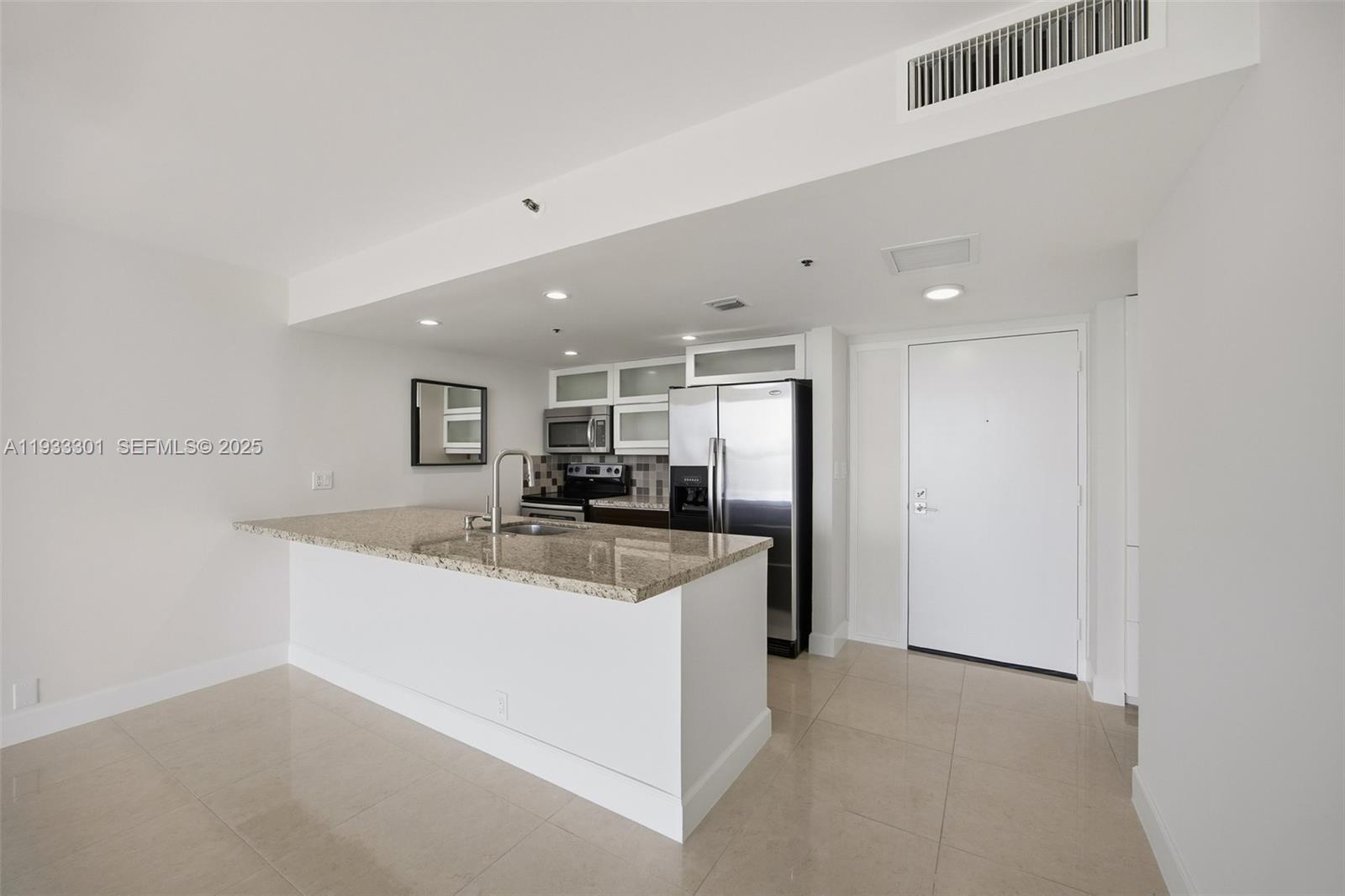 7601 East Treasure Drive, Unit 1119 North Bay Village, FL 33141 - Photo 6 of 36