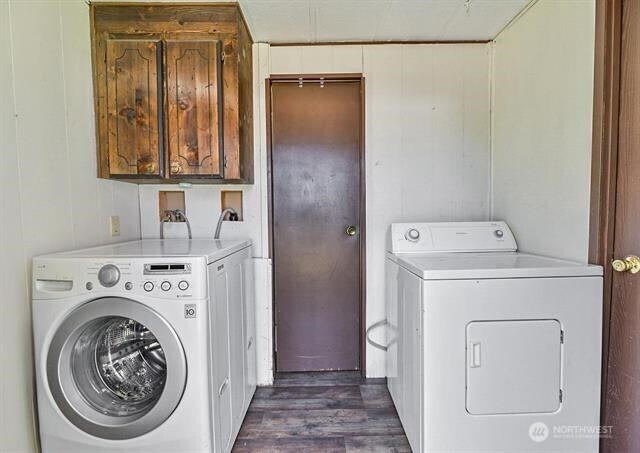 33816 Aztec Lane Cheney, WA 99004 - Photo 10 of 24 a utility room with dryer and washer