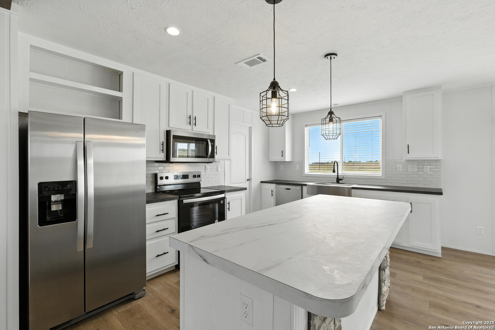 2479 Fm 1332 Jourdanton, TX 78026 - Photo 7 of 18