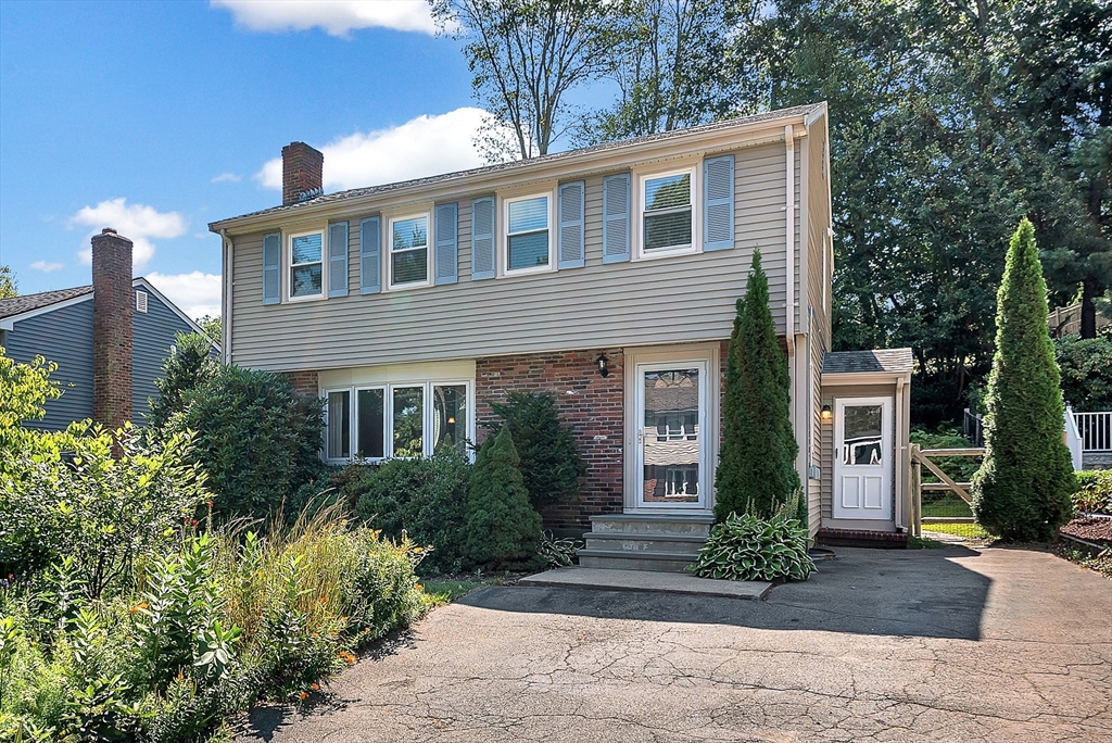 111 Greensboro Road Dedham, MA 02026 - Photo 2 of 34