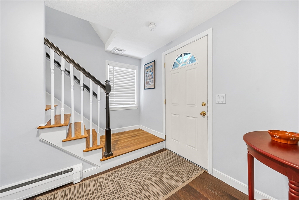 111 Greensboro Road Dedham, MA 02026 - Photo 5 of 34