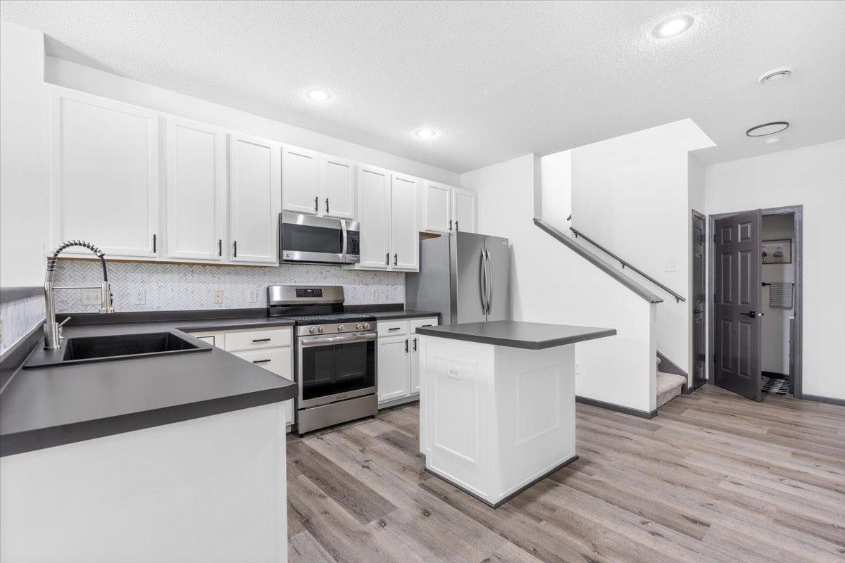 14175 Avalon Path, Unit 102 Rosemount, MN 55068 - Photo 5 of 46