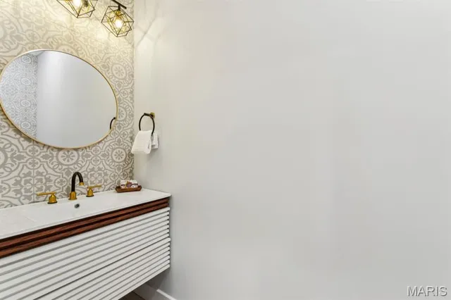 $1,370,000 | 12830 Weber Hill Road, St. Louis, MO 63127