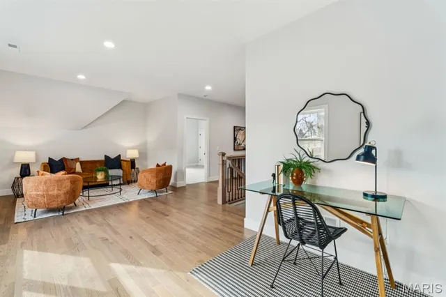 $1,370,000 | 12830 Weber Hill Road, St. Louis, MO 63127