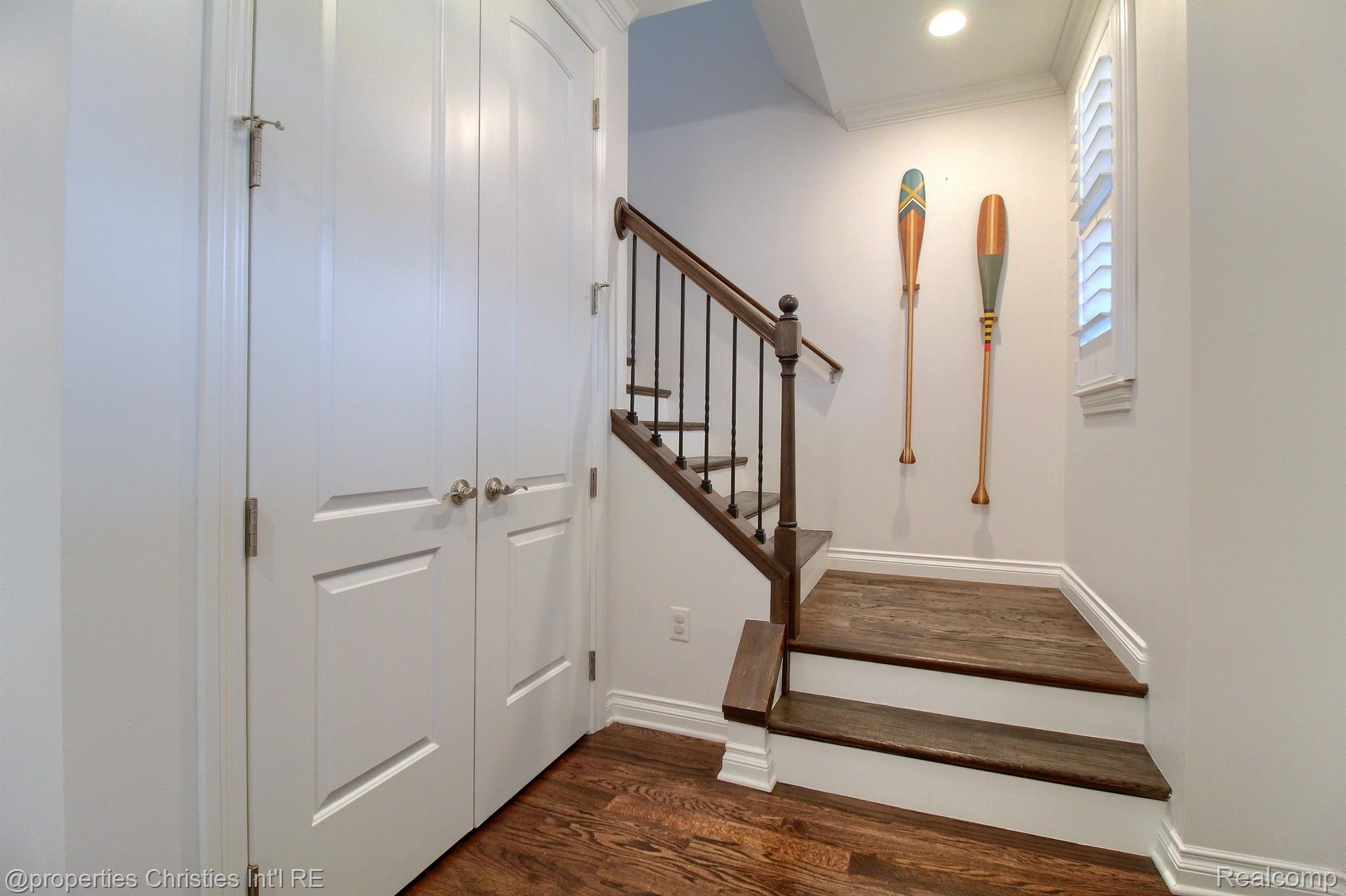 353 Roe Street Plymouth, MI 48170 - Photo 4 of 44 Gallery Image 4