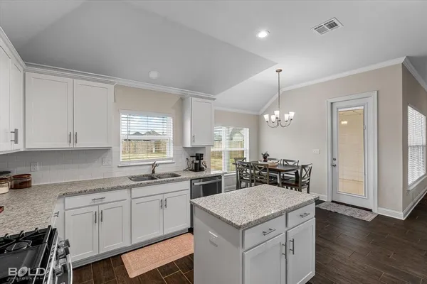 $319,900 | 614 Aubrey Walk, Haughton, LA 71037