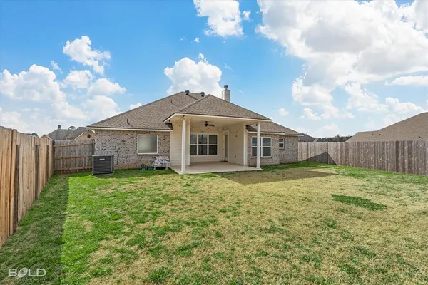 $319,900 | 614 Aubrey Walk, Haughton, LA 71037