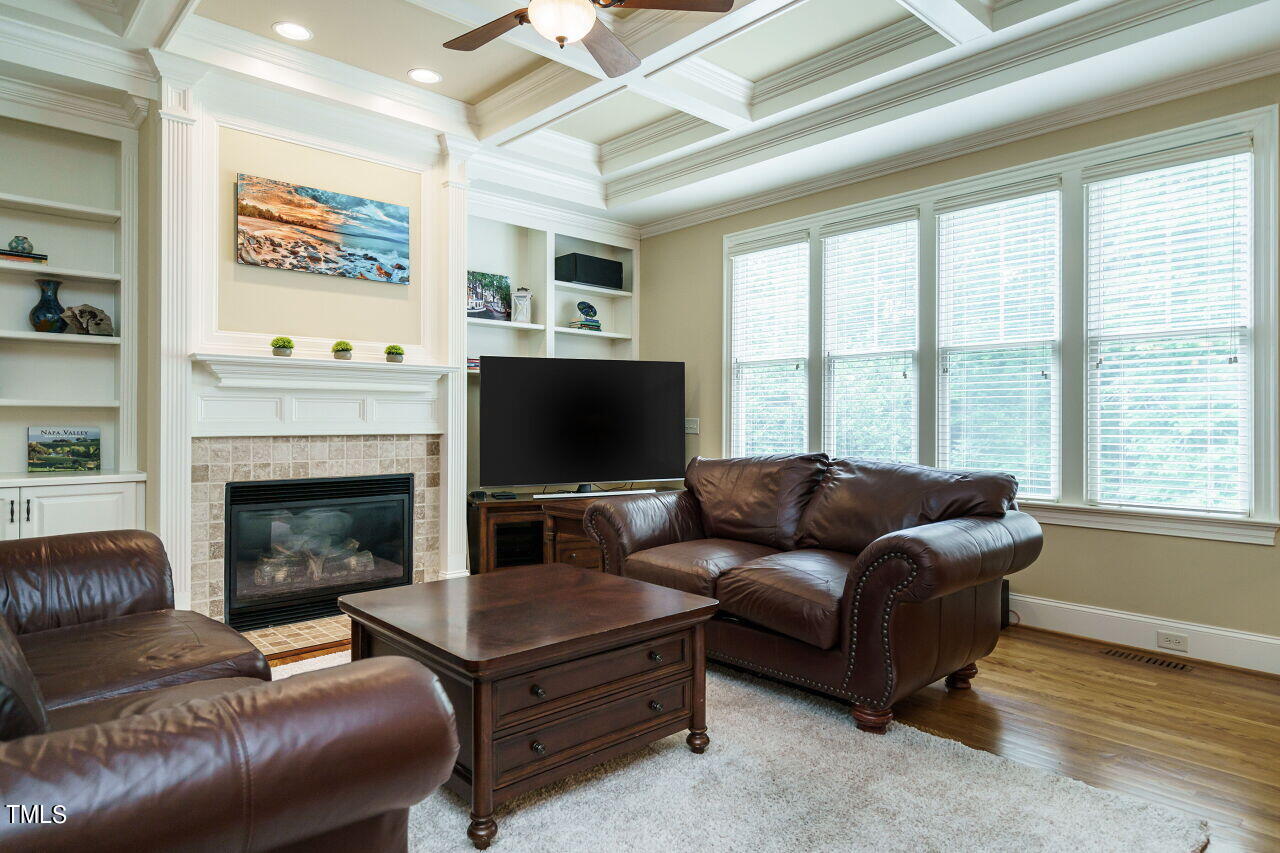2600 Pathview Court Raleigh, NC 27613 - Photo 14 of 44 014-1280x960-living-room