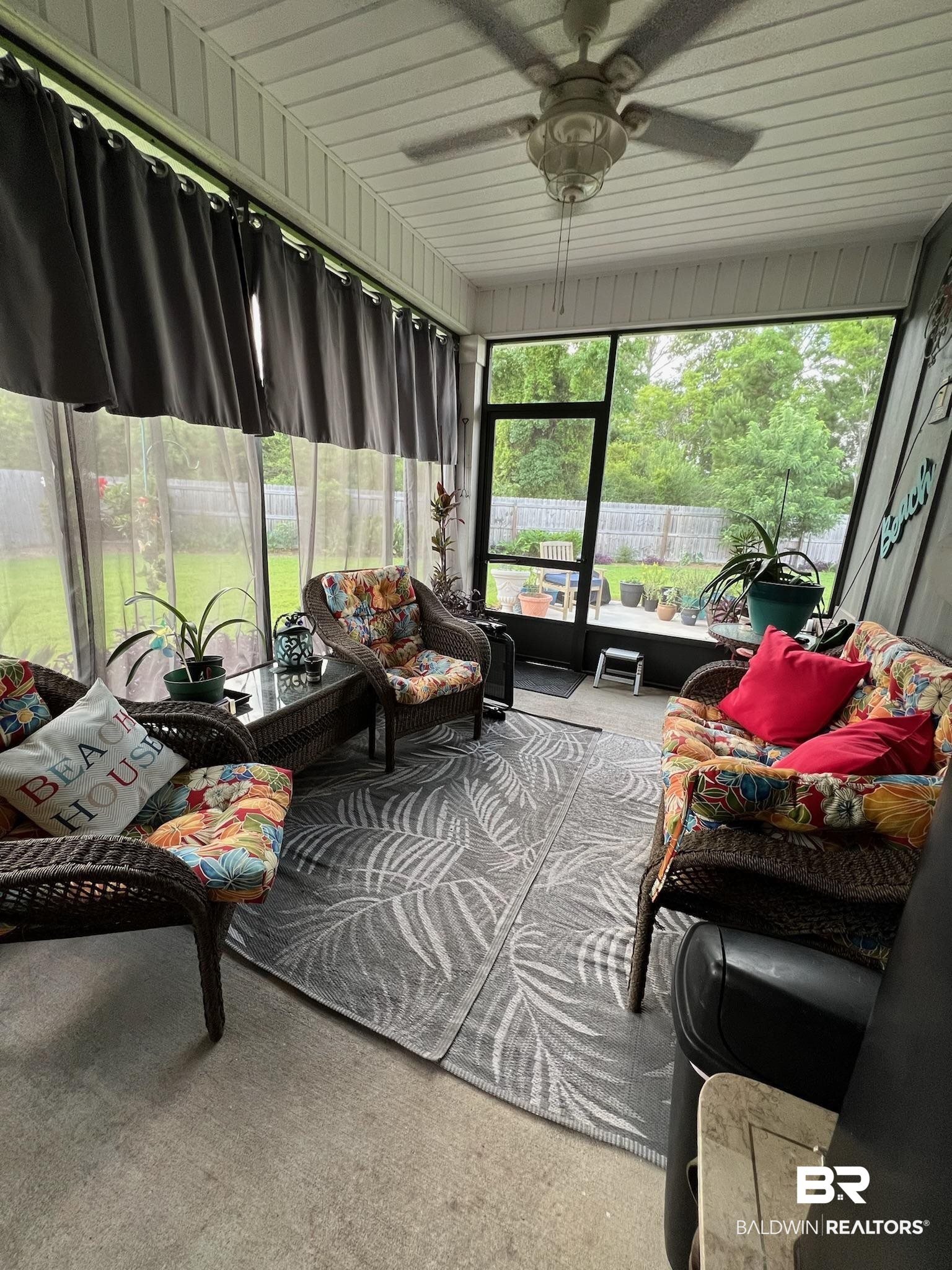 3904 Conrad Court Gulf Shores, AL 36542 - Photo 11 of 24 Sunroom / solarium with ceiling fan