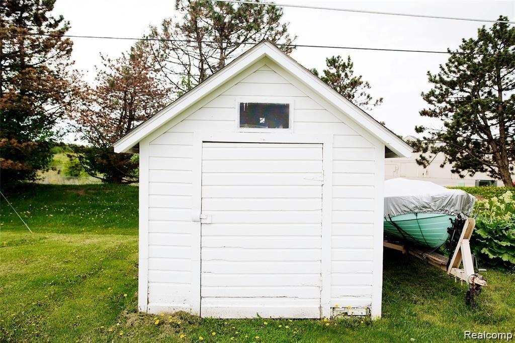 574 East Borland Road Imlay City, MI 48444 - Photo 9 of 9 13.jpg