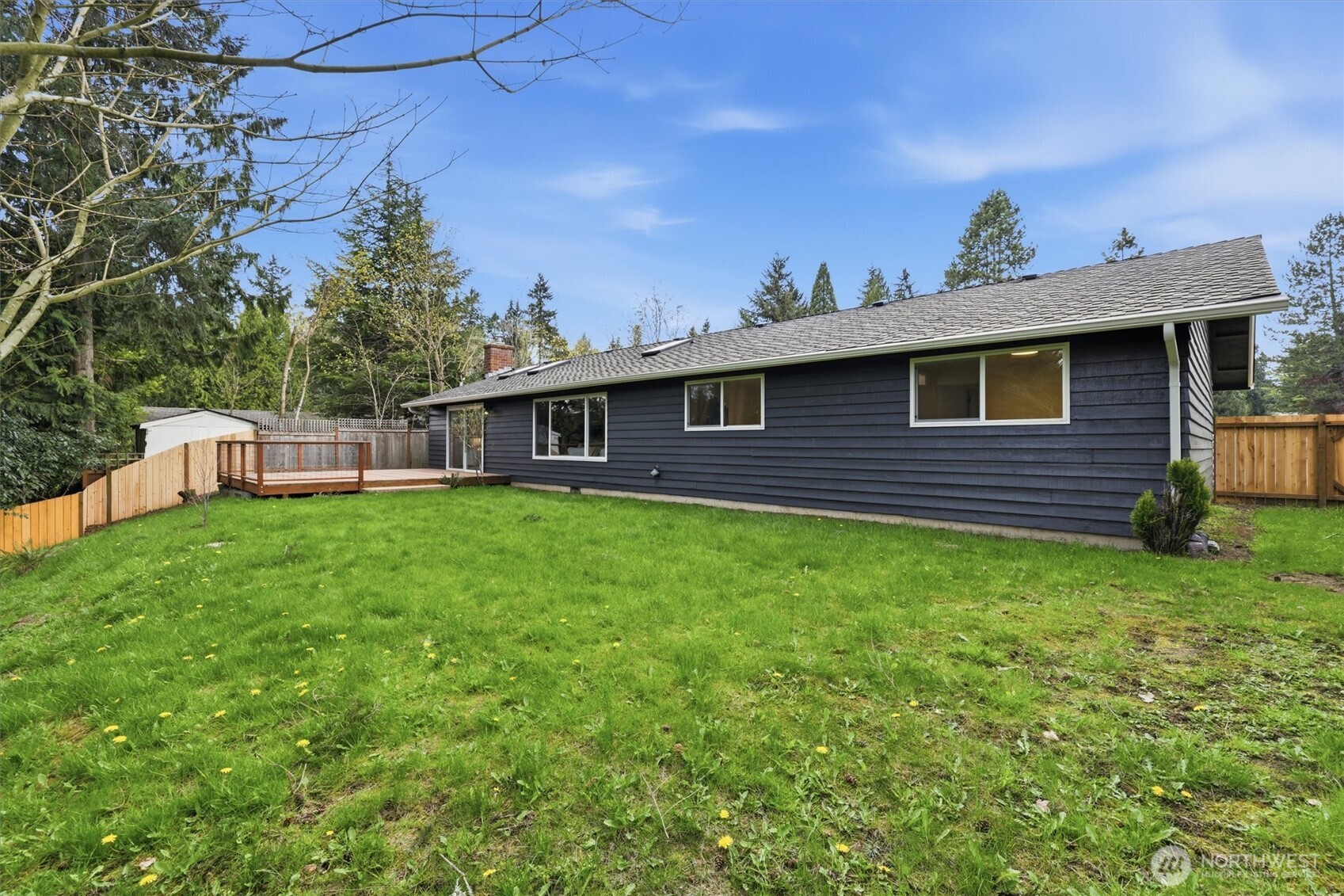 16111 Northeast 100th Street Redmond, WA 98052 - Photo 33 of 38