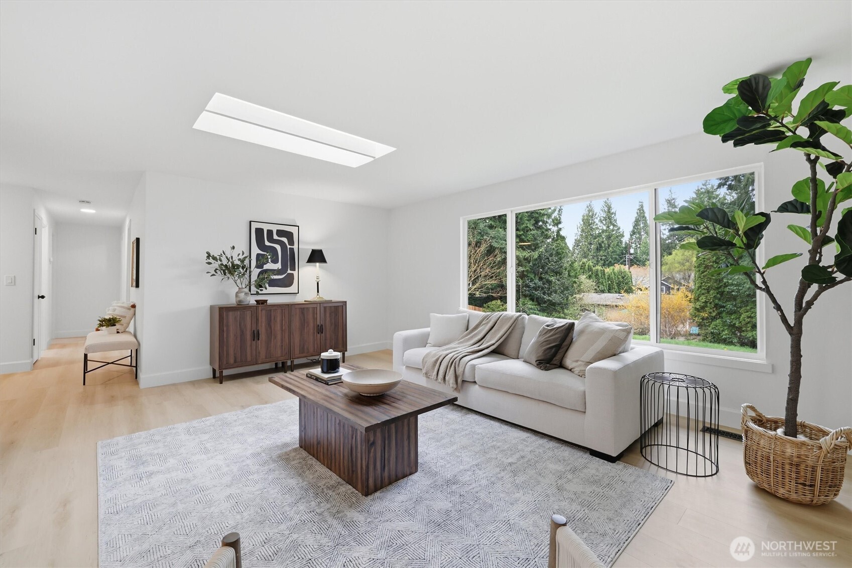 16111 Northeast 100th Street Redmond, WA 98052 - Photo 8 of 38