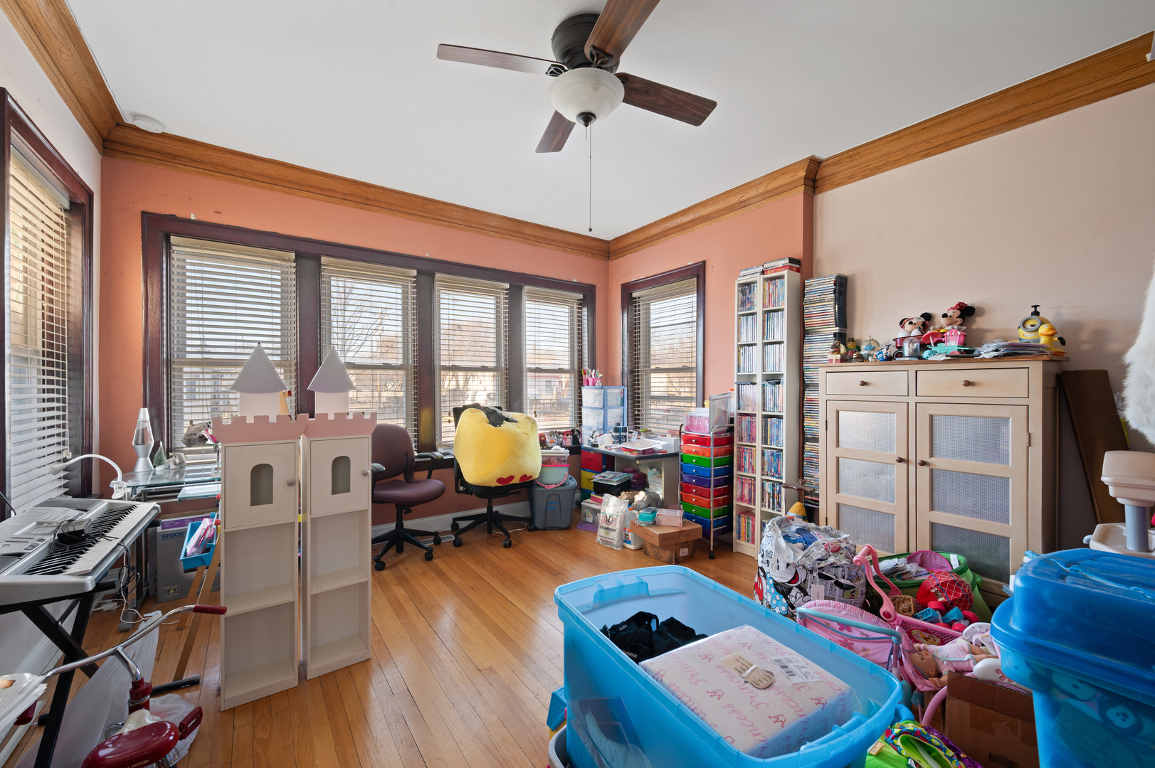 9517 South Escanaba Avenue Chicago, IL 60617 - Photo 11 of 26