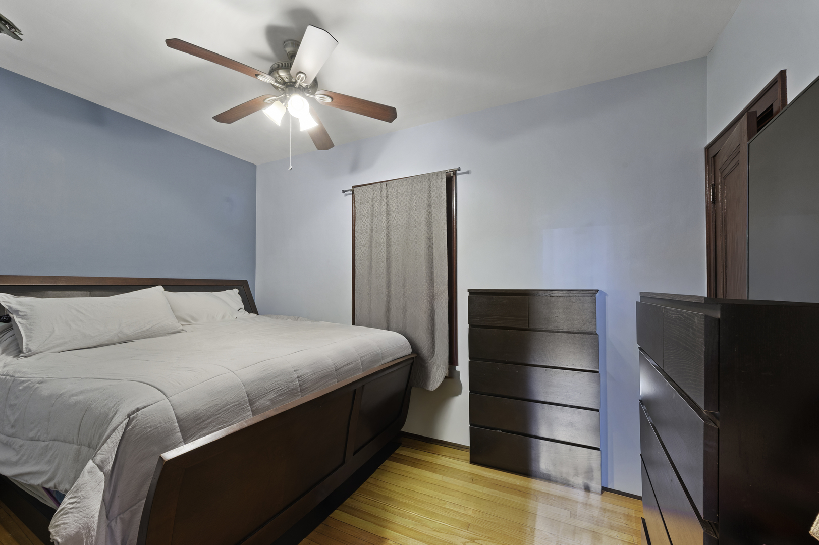 9517 South Escanaba Avenue Chicago, IL 60617 - Photo 17 of 26