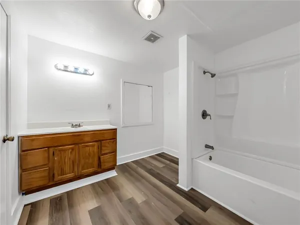 $155,000 | 417 Wallace Avenue, Kansas City, MO 64125