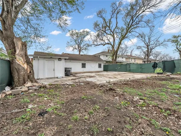 $155,000 | 417 Wallace Avenue, Kansas City, MO 64125