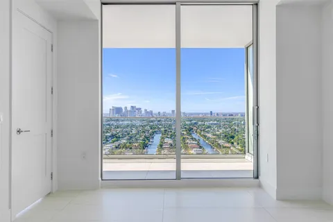 $2,300,000 | 153 North Seabreeze Boulevard, Unit 2503S, Fort Lauderdale, FL 33304