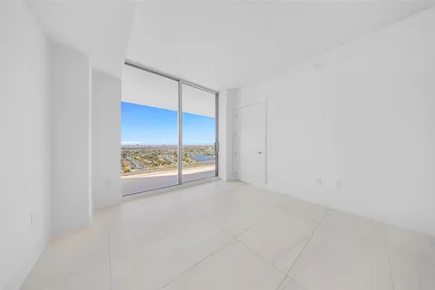 $2,300,000 | 153 North Seabreeze Boulevard, Unit 2503S, Fort Lauderdale, FL 33304