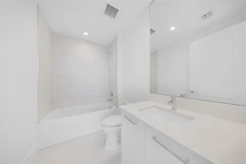 $2,300,000 | 153 North Seabreeze Boulevard, Unit 2503S, Fort Lauderdale, FL 33304