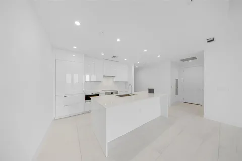 $2,300,000 | 153 North Seabreeze Boulevard, Unit 2503S, Fort Lauderdale, FL 33304