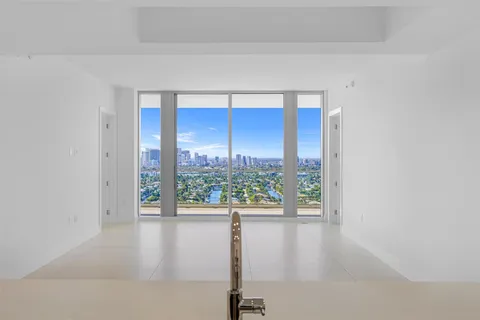 $2,300,000 | 153 North Seabreeze Boulevard, Unit 2503S, Fort Lauderdale, FL 33304