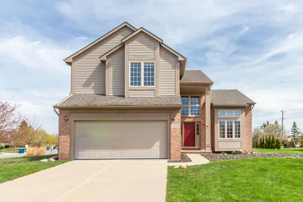 $580,000 | 2445 Cliffside Court, Ann Arbor, MI 48103